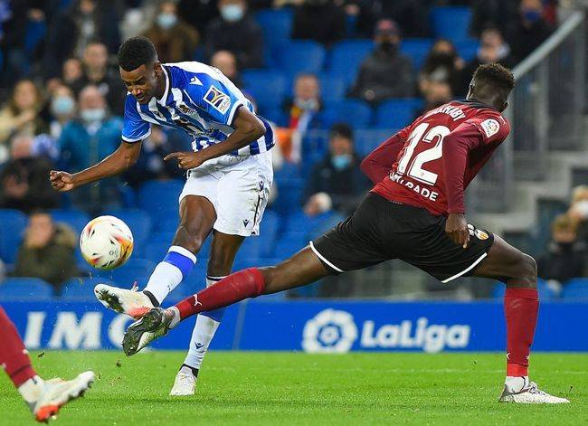 开云网站-包含风云突变皇家社会转会期迎来里程碑；西甲版图或变；更衣室稳定；赛季目标并未改变的词条